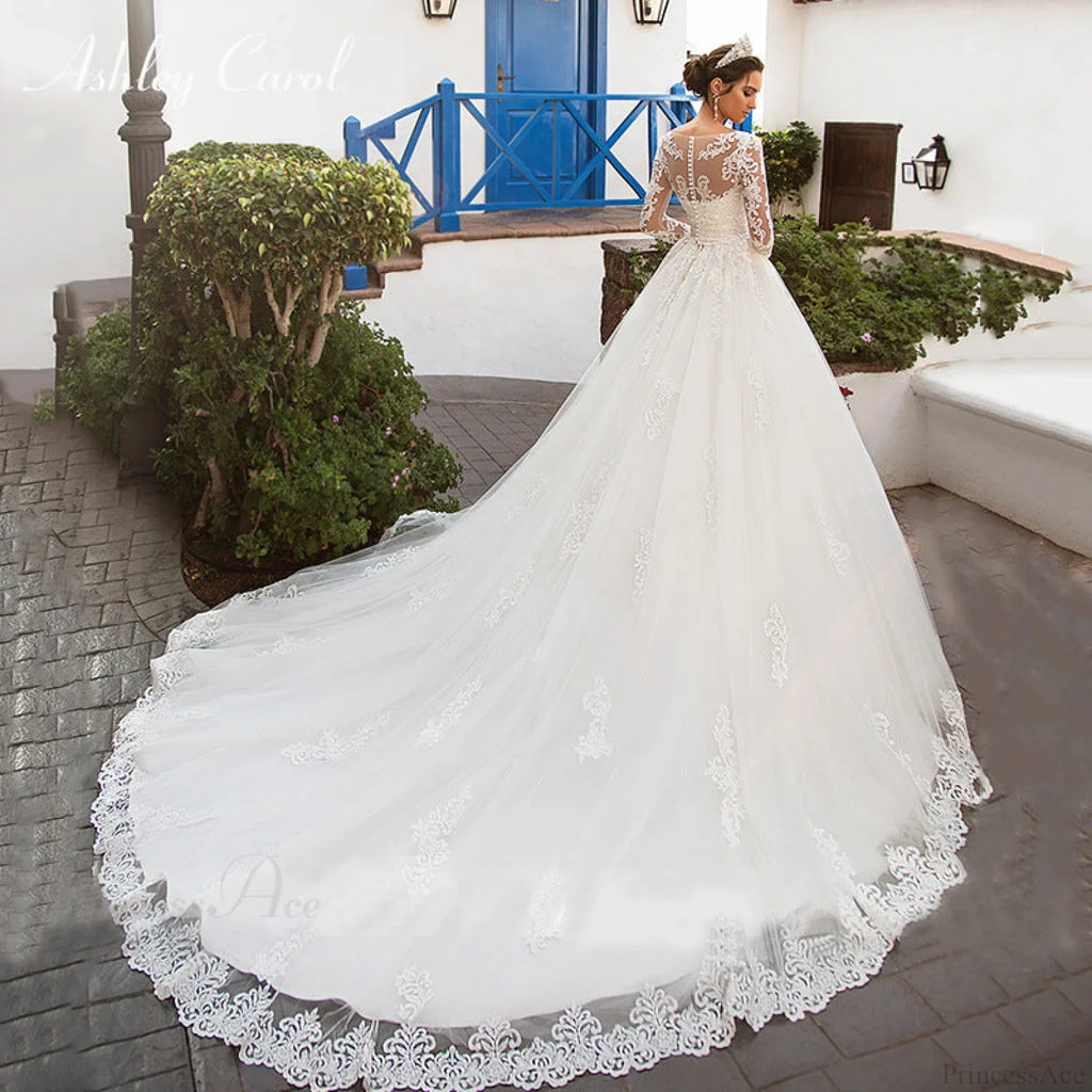 Round Neck Long Sleeve Lace Wedding Dress