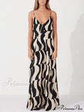 Scooped Back Relaxed Charming Fit Style Maxi Dress