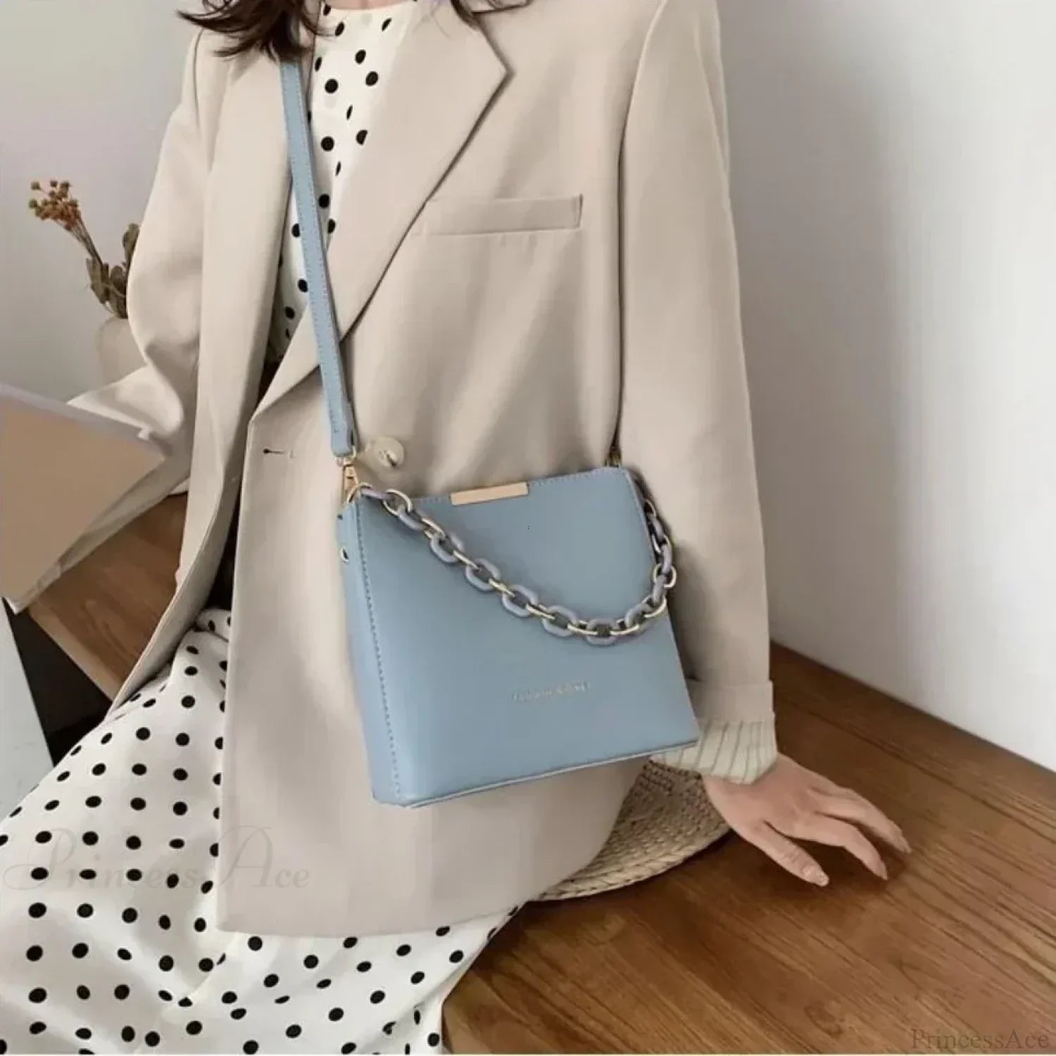 Senior Leather Chain Bucket Shoulder Crossbody