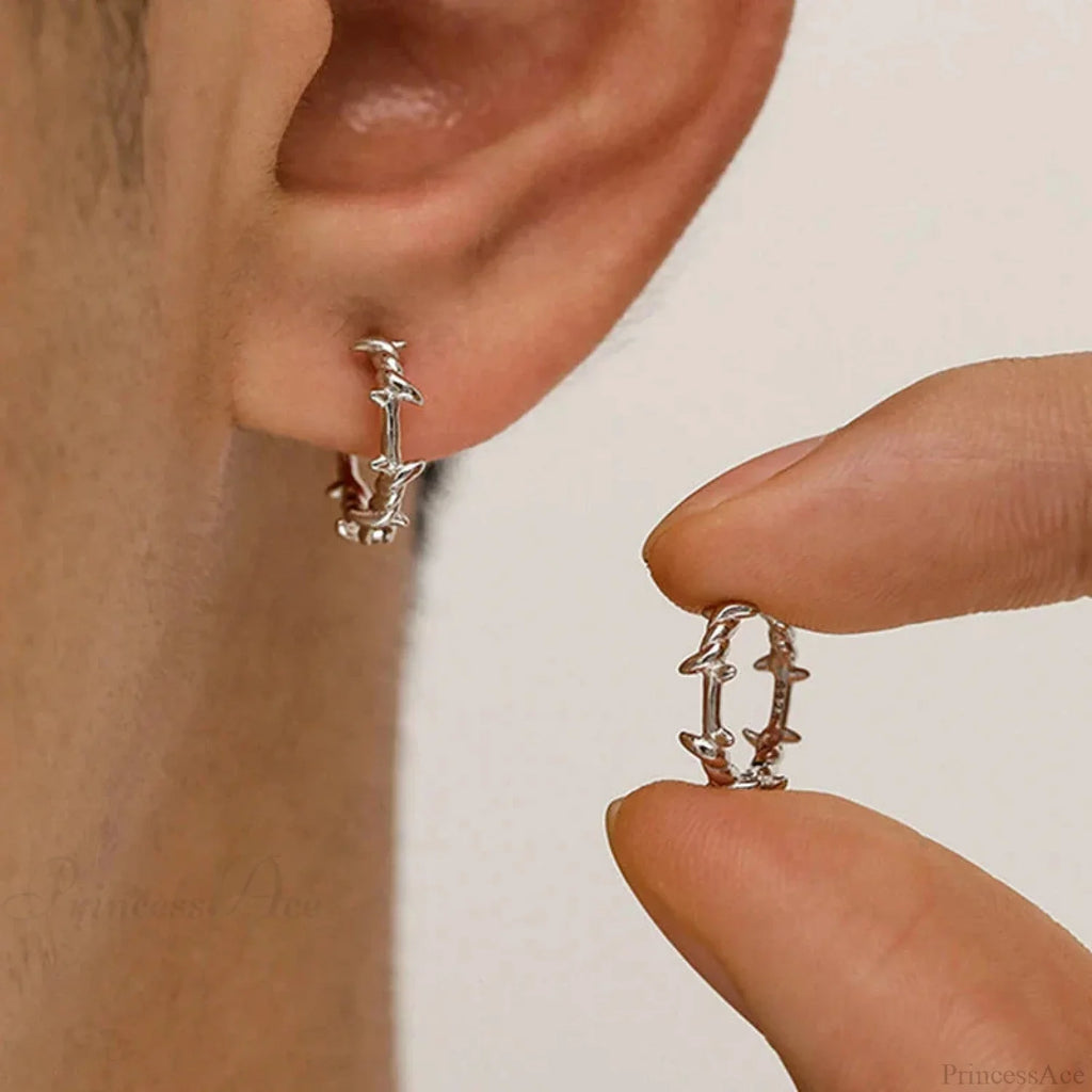 Shiny Thorns Circle Five-Pointed Star Earring