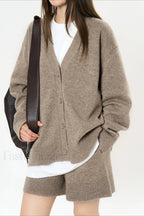 Solid Color V-neck Long Sleeve Cardigan