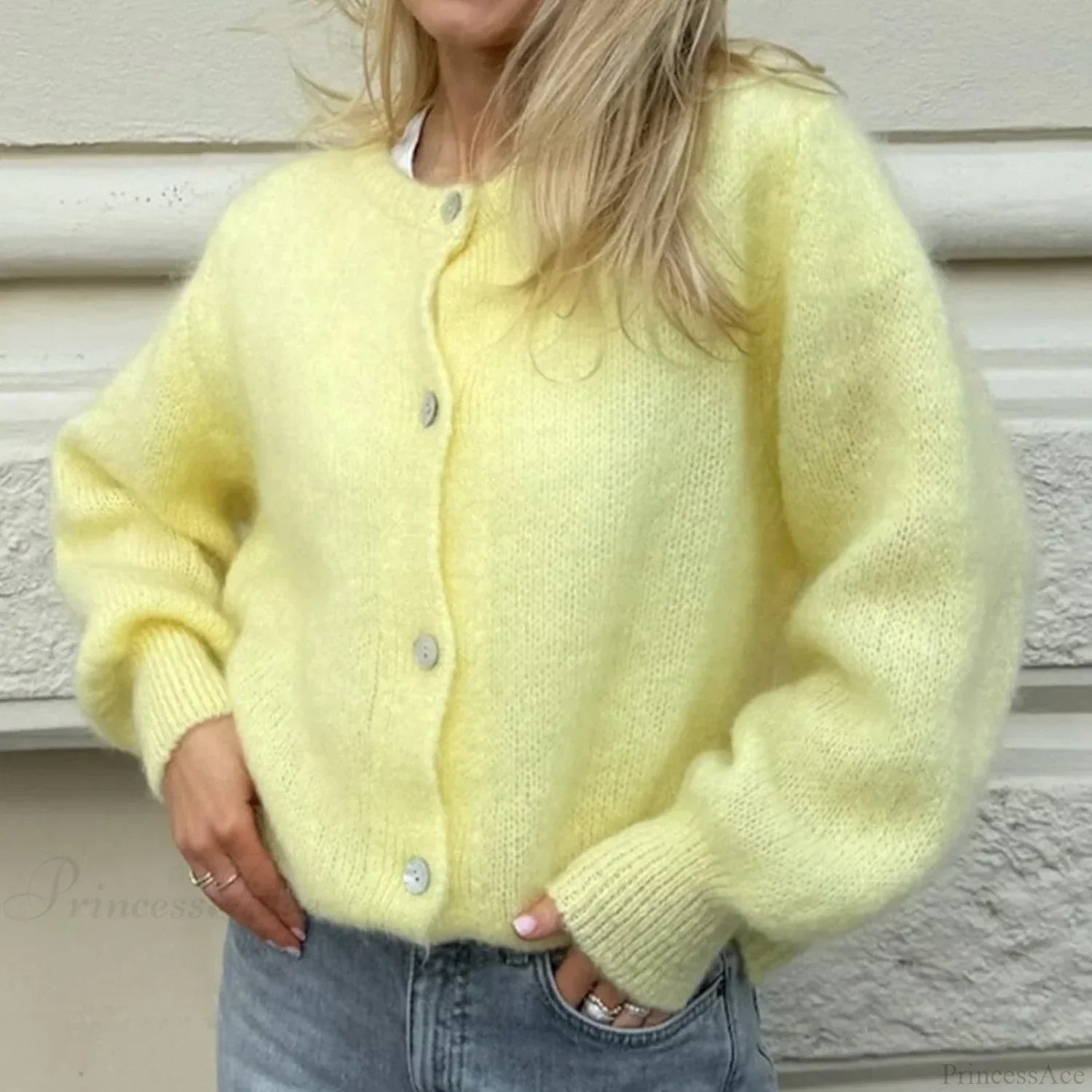 Solid O-neck Cropped Knitted Cardigan