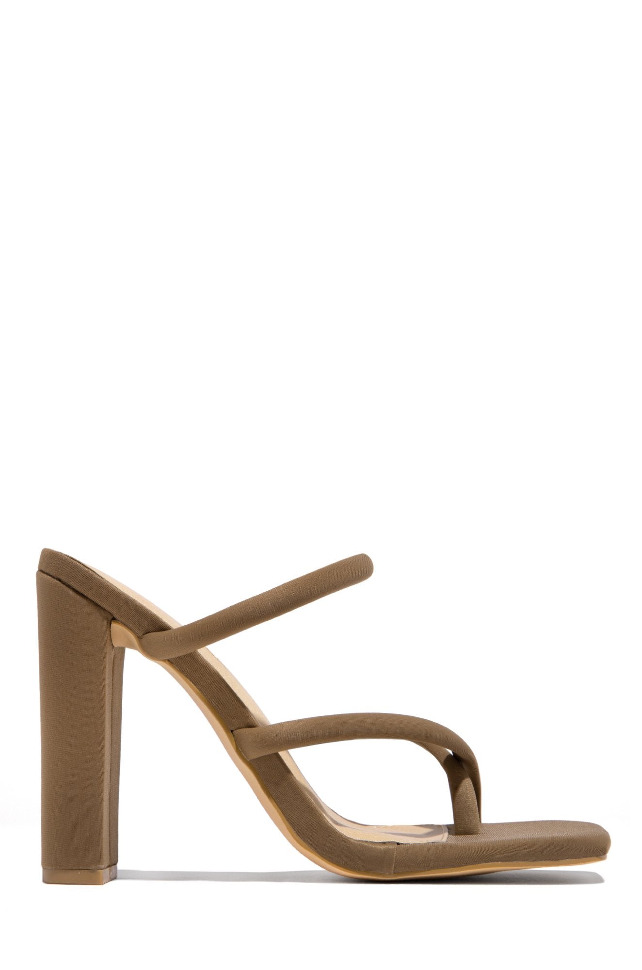 Aiden Heels in Mocha