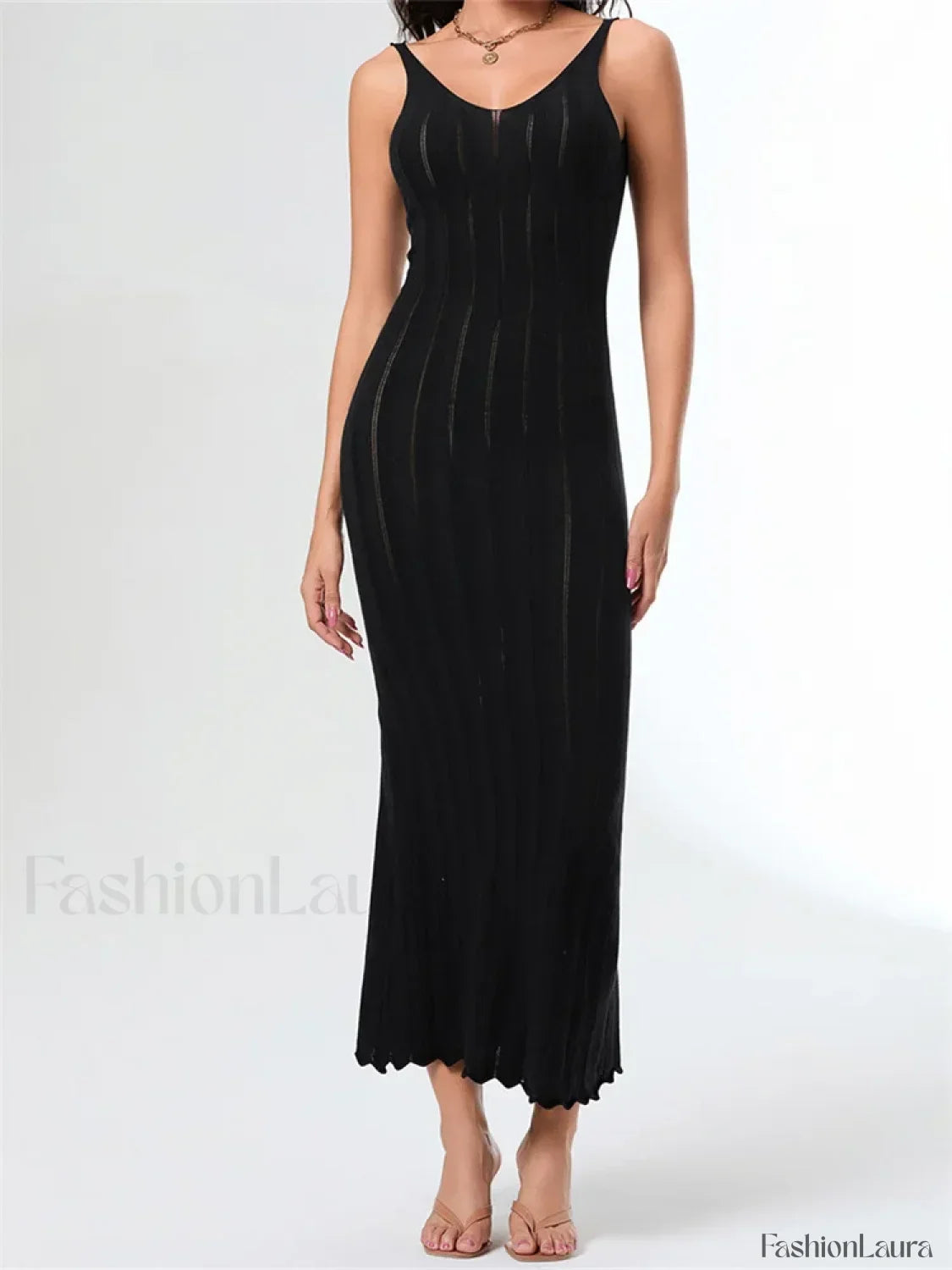 V-Neck Strap Backless Knitted Maxi Dress