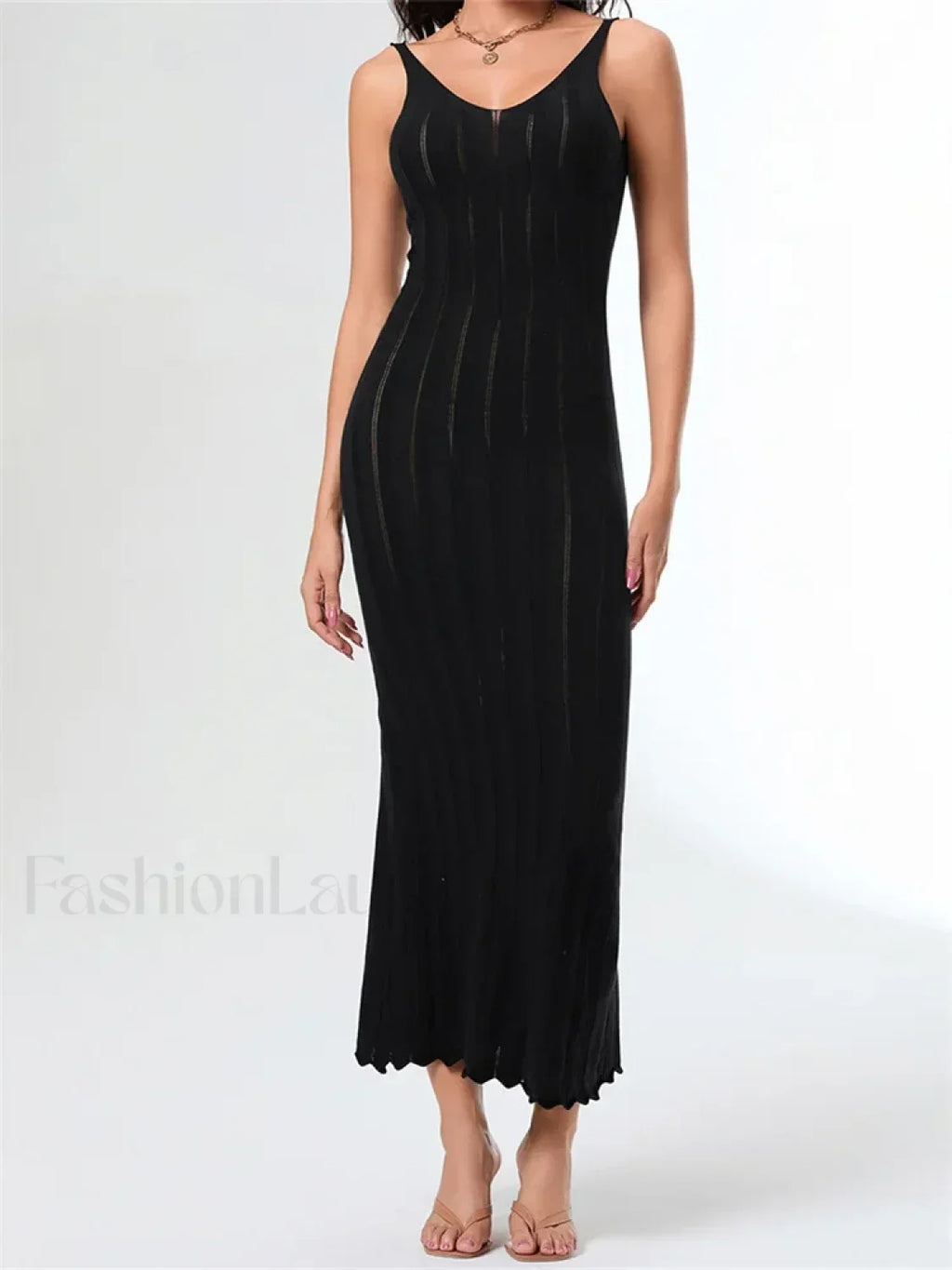 V-Neck Strap Backless Knitted Maxi Dress