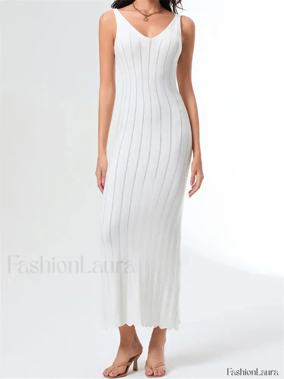 V-Neck Strap Backless Knitted Maxi Dress