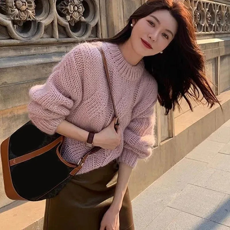| Oversized knit sweater