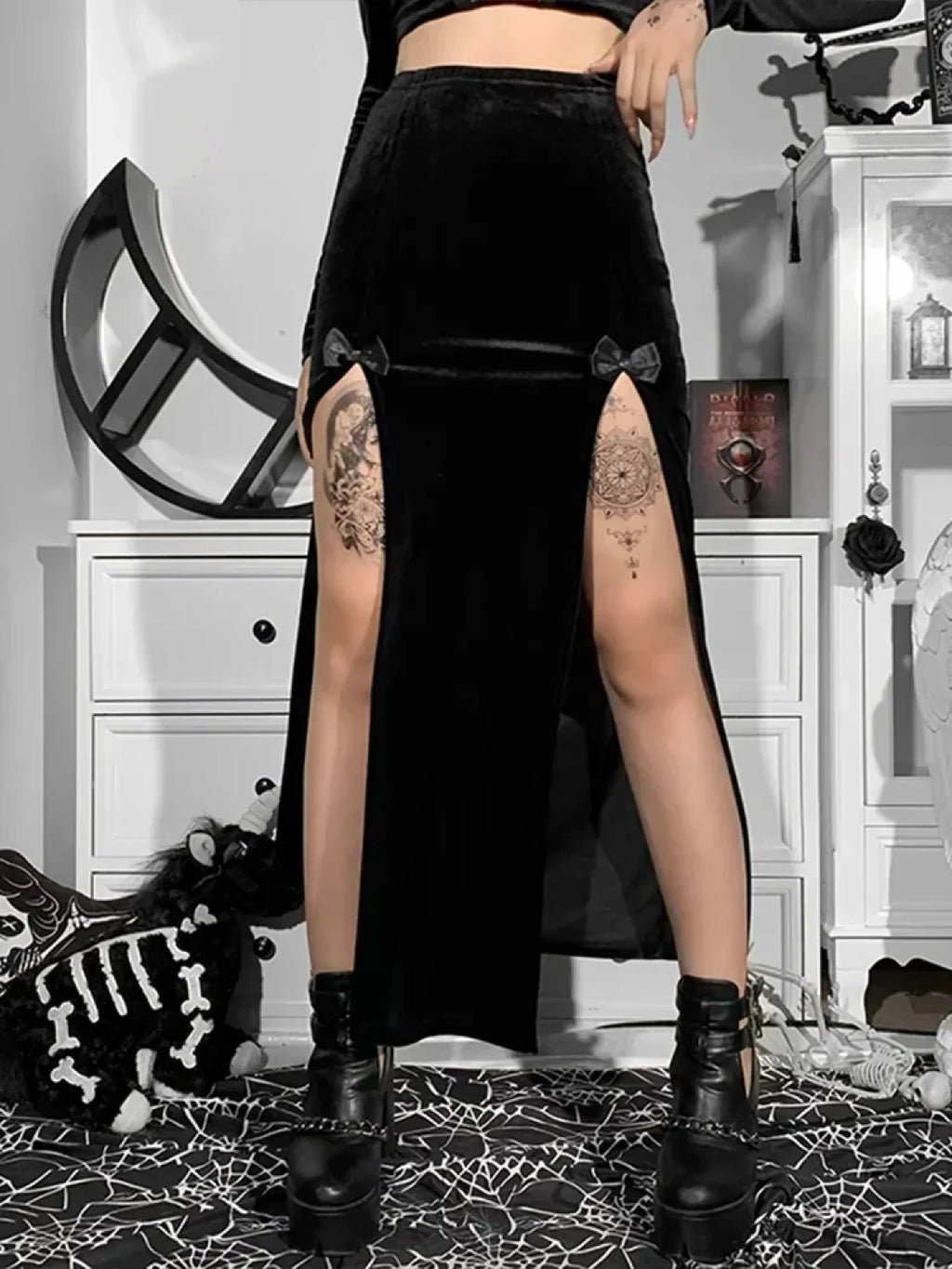 Velvet Split Bow Bodycon Skirt