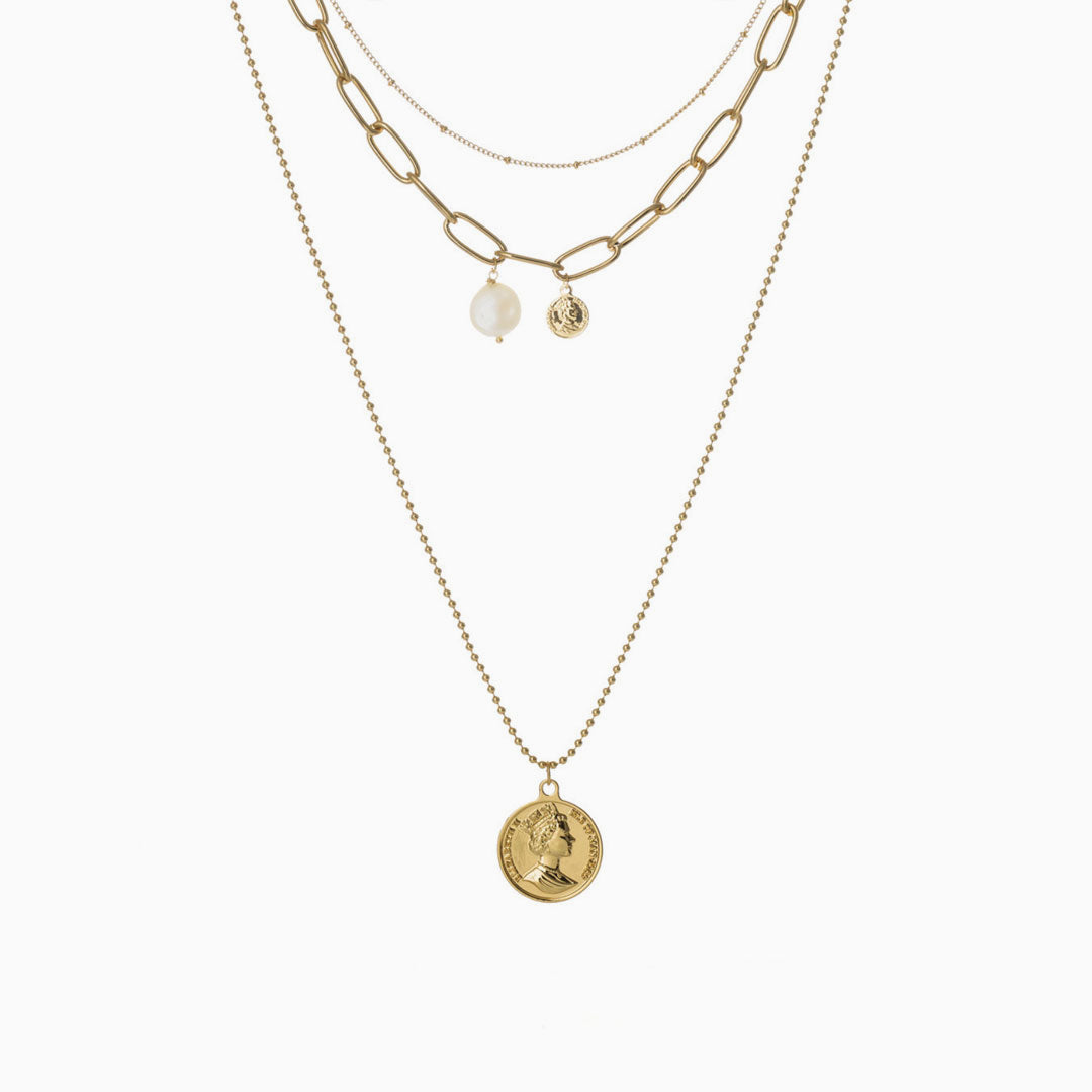 Boho Coin Charm Layered Pendant Necklace in Gold